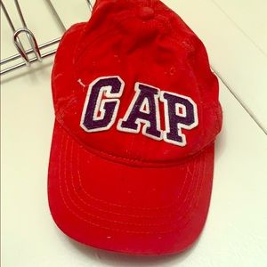 Red Gap Hat